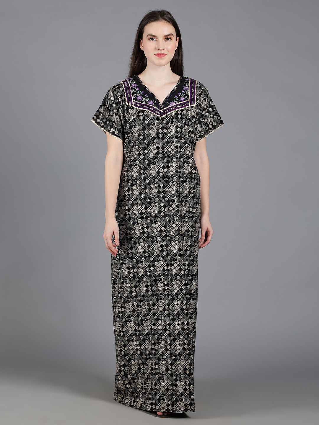 

NIGHTSPREE Women Printed Pure Cotton Maxi Nightdress, Black