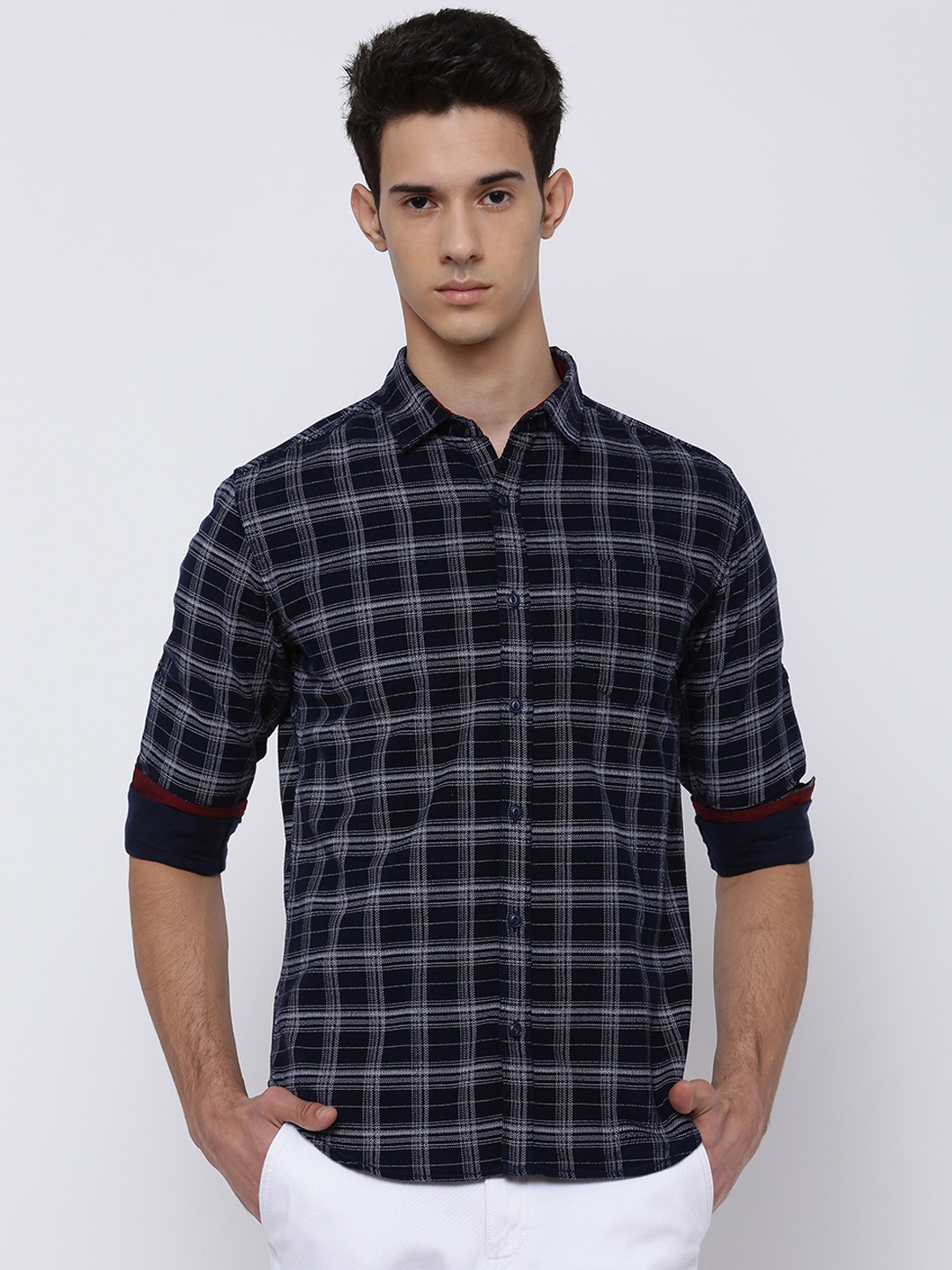 

LOCOMOTIVE Men Navy Blue & White Slim Fit Printed Casual Shirt