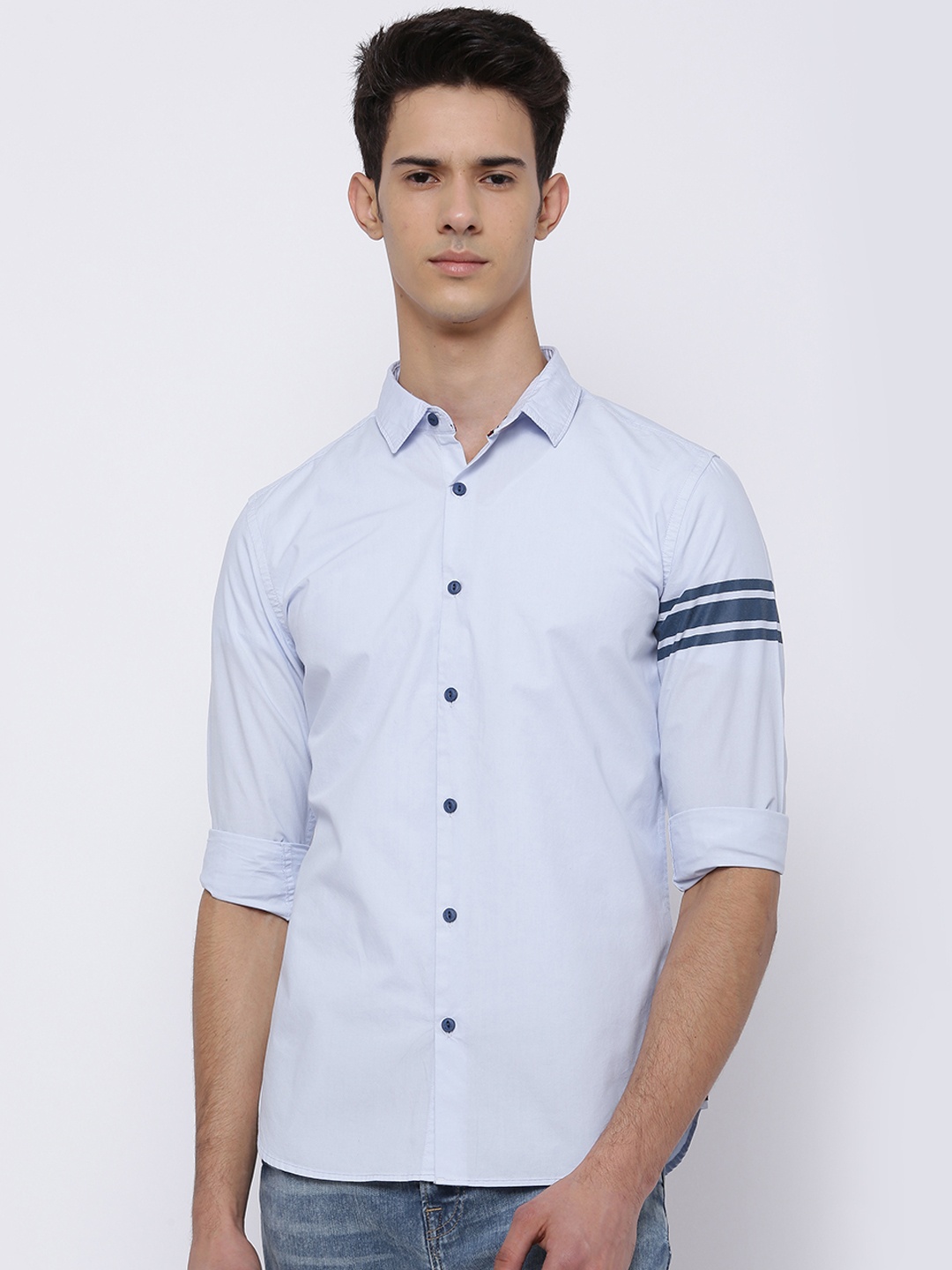 

LOCOMOTIVE Men Blue Slim Fit Solid Casual Shirt