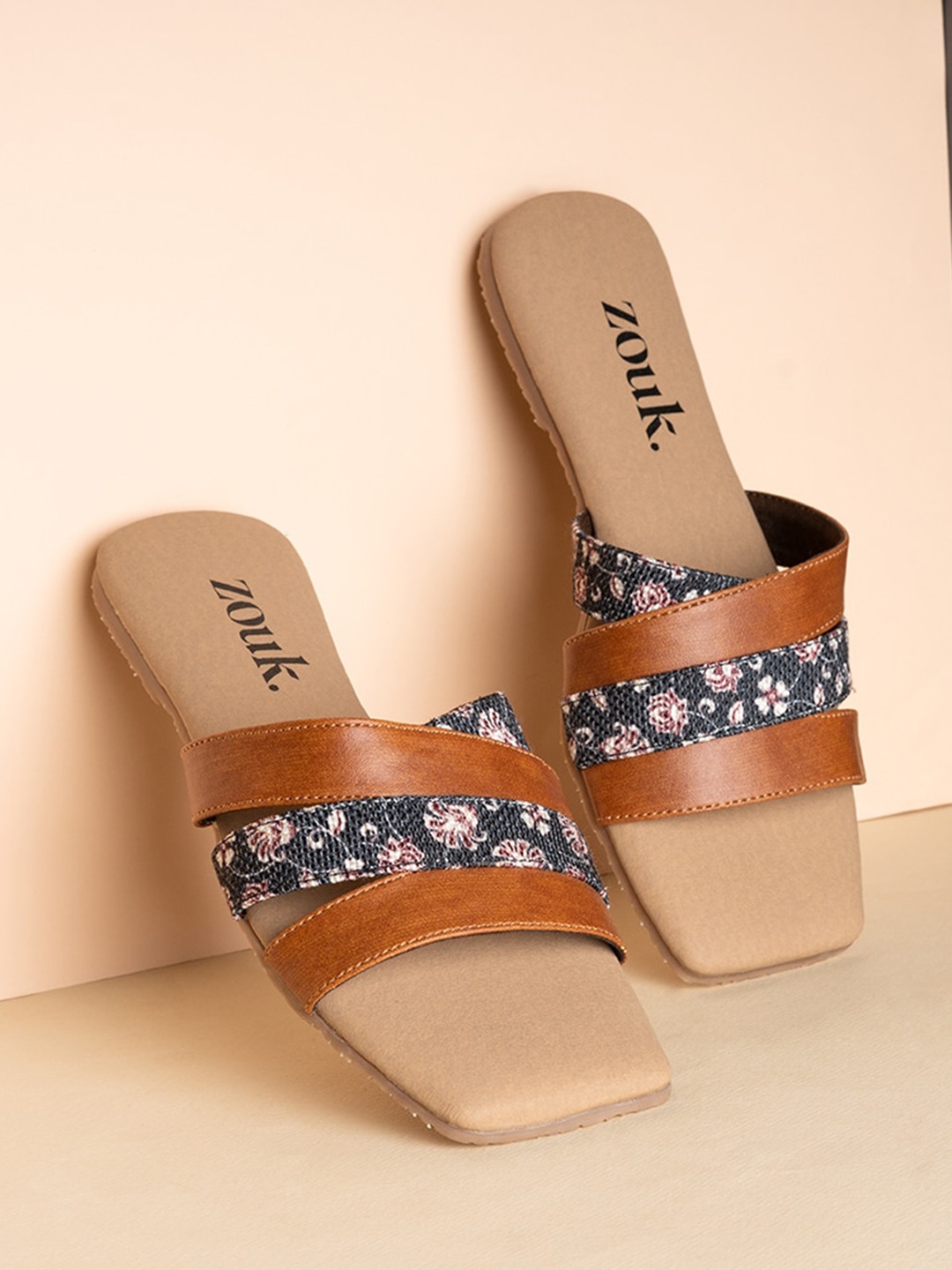 

ZOUK Women Printed Open Square Toe Flats, Black