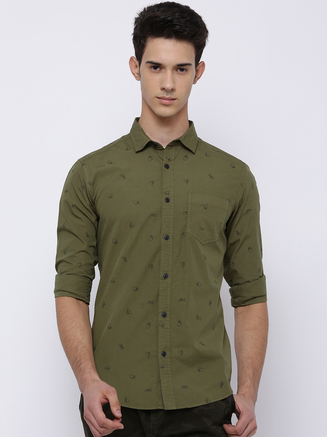 

LOCOMOTIVE Men Olive Green Slim Fit Printed Casual Shirt