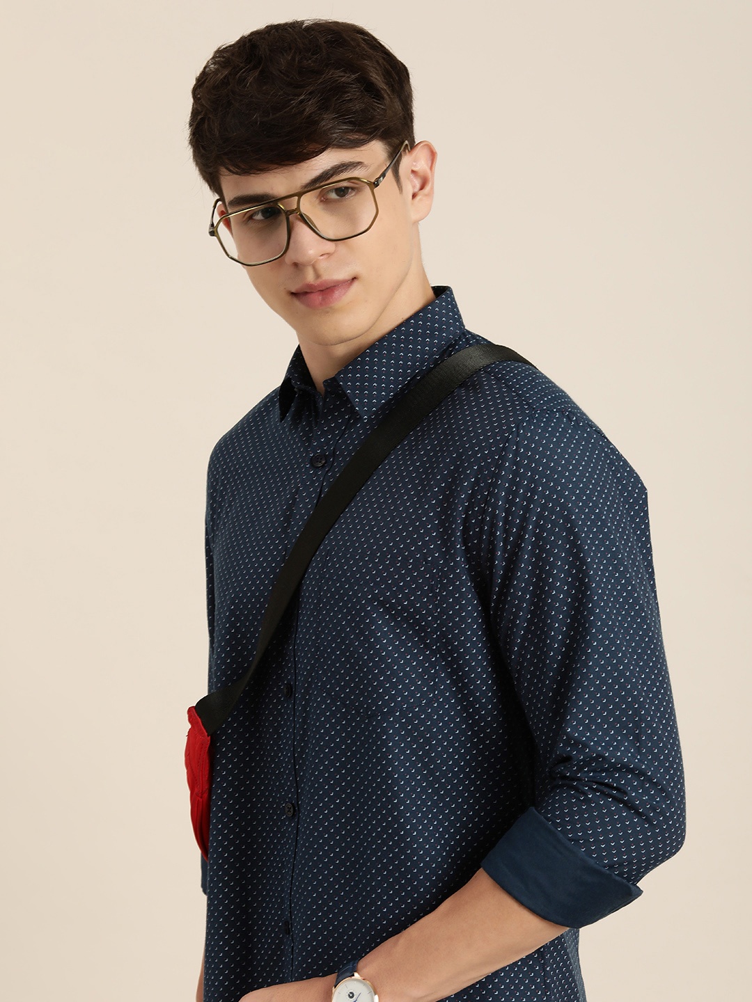 

encore by INVICTUS Men Micro Ditsy Ethnic Printed Casual Shirt, Navy blue