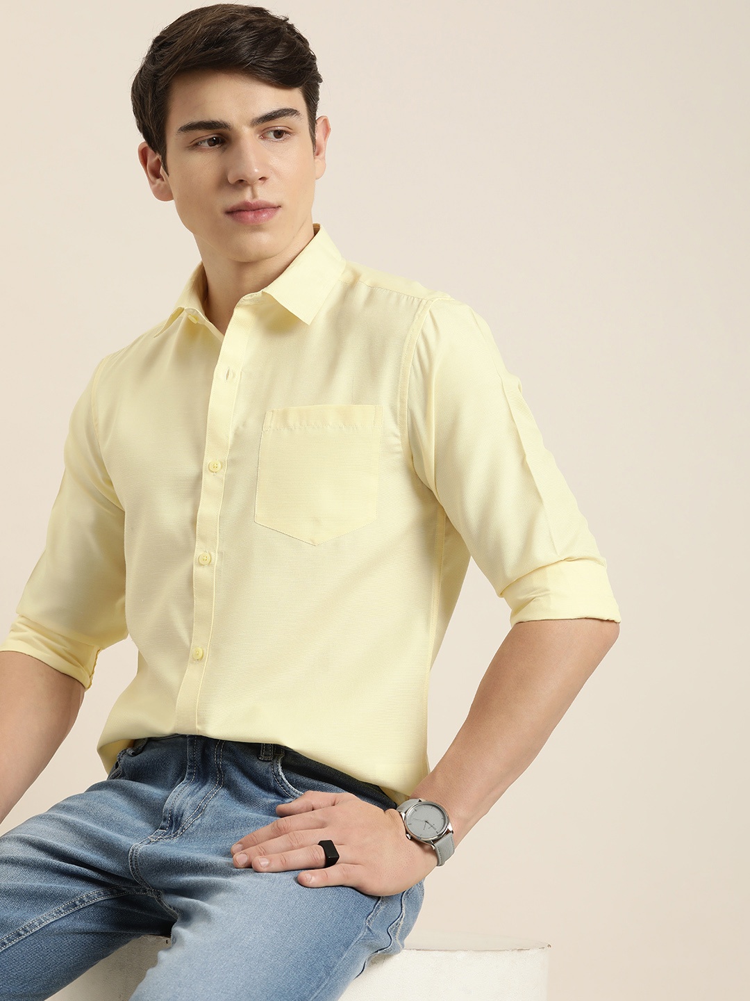 encore by INVICTUS Men Solid Opaque Casual Shirt, Yellow