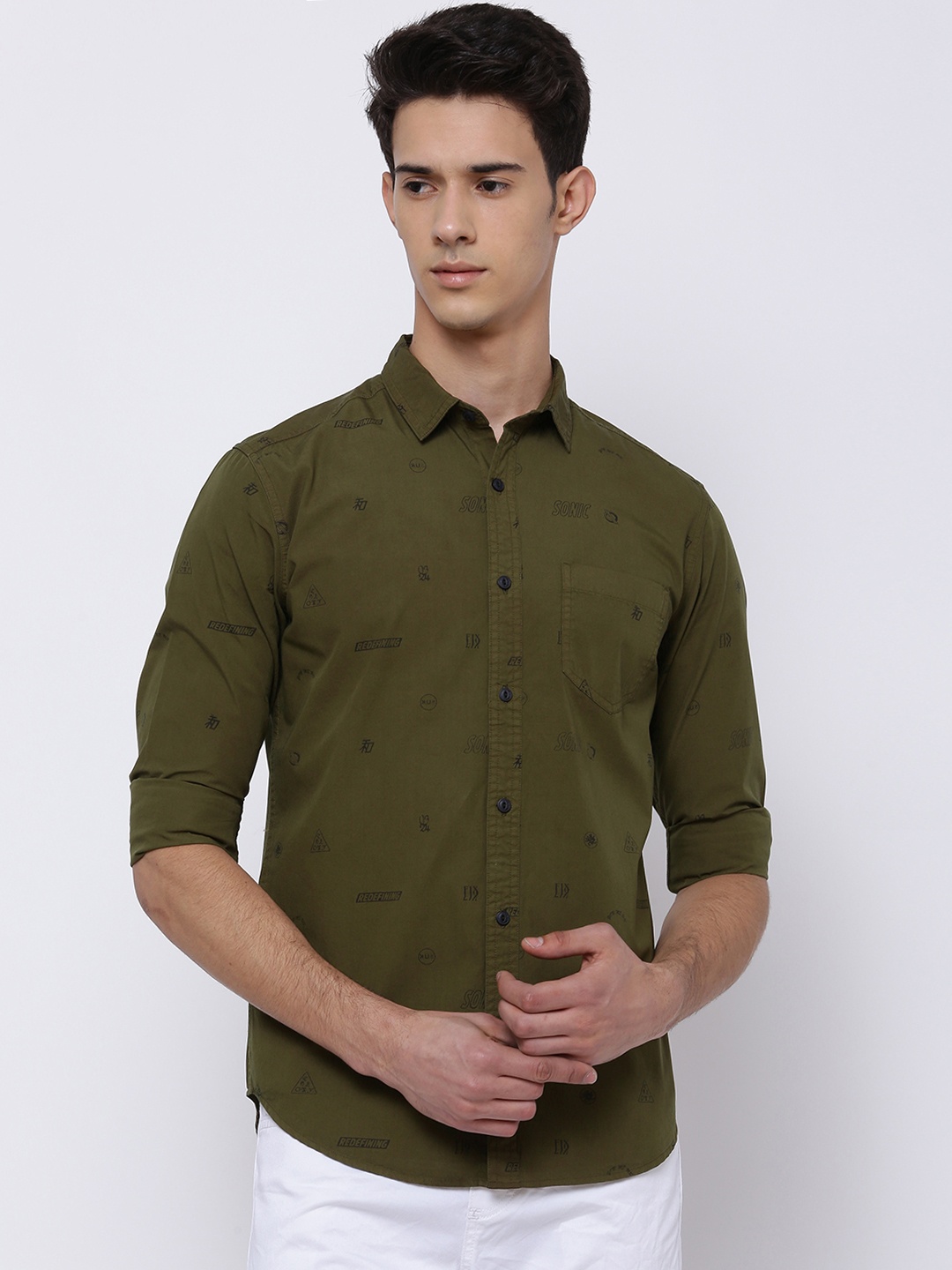 

LOCOMOTIVE Men Olive Green Slim Fit Printed Casual Shirt