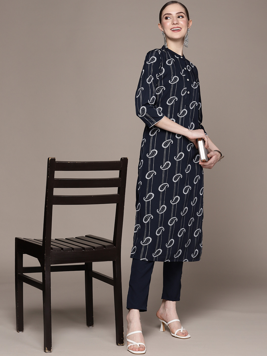 

ZIYAA Women Navy Blue Paisley Printed Kurta with Trousers