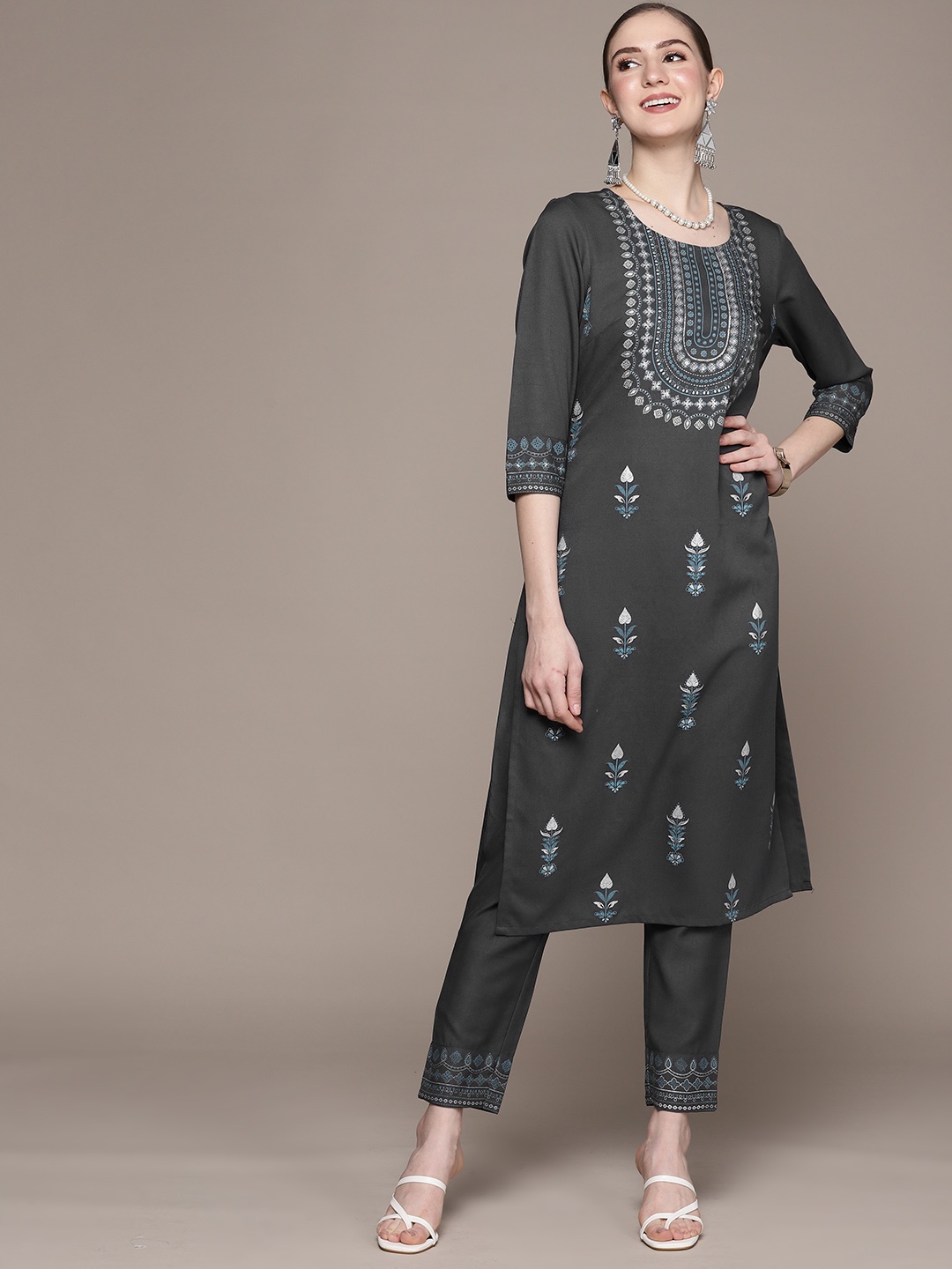 

ZIYAA Women Grey Ethnic Motifs Embroidered Sequinned Kurta with Trousers