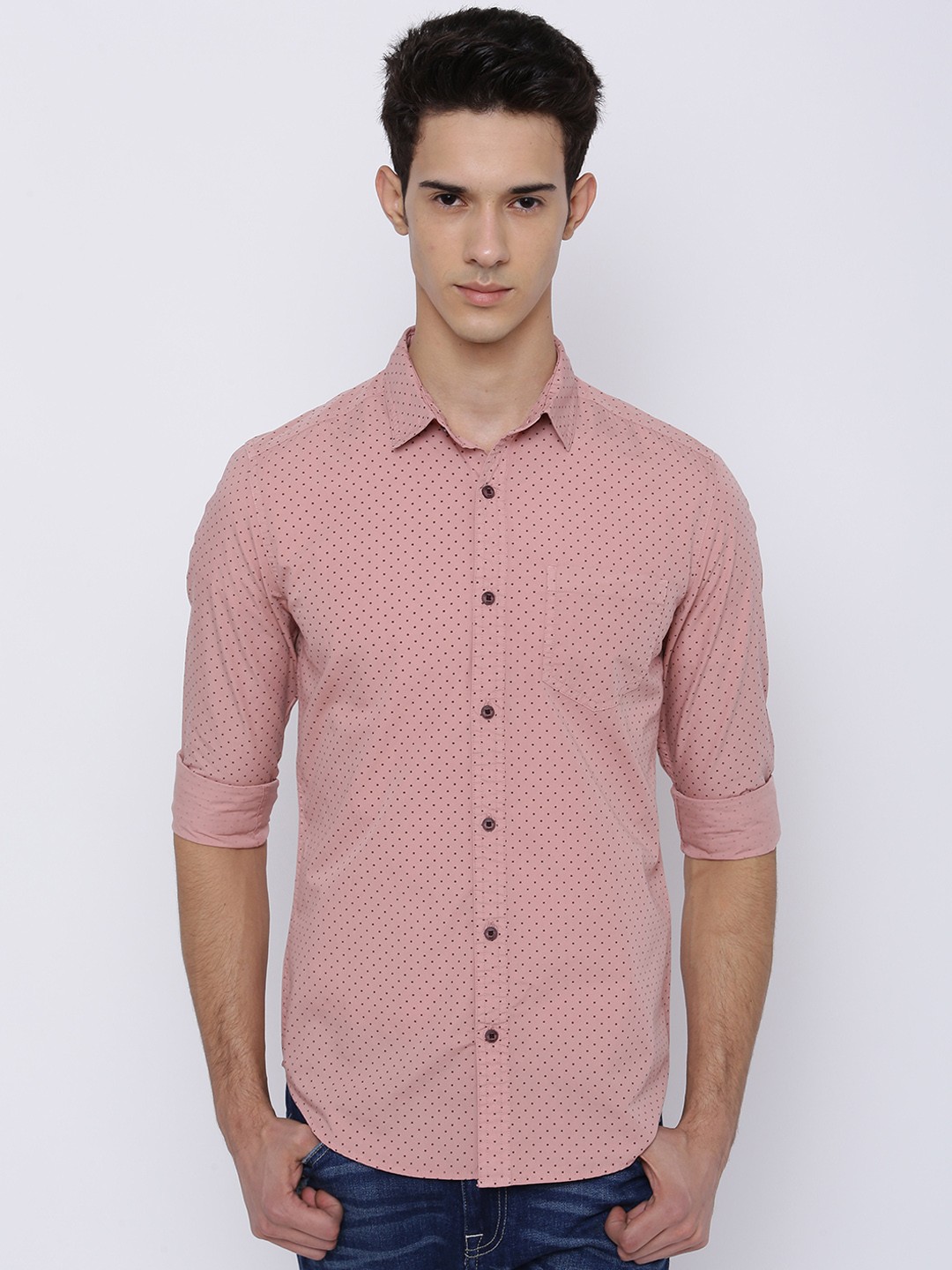 

LOCOMOTIVE Men Pink Slim Fit Solid Casual Shirt