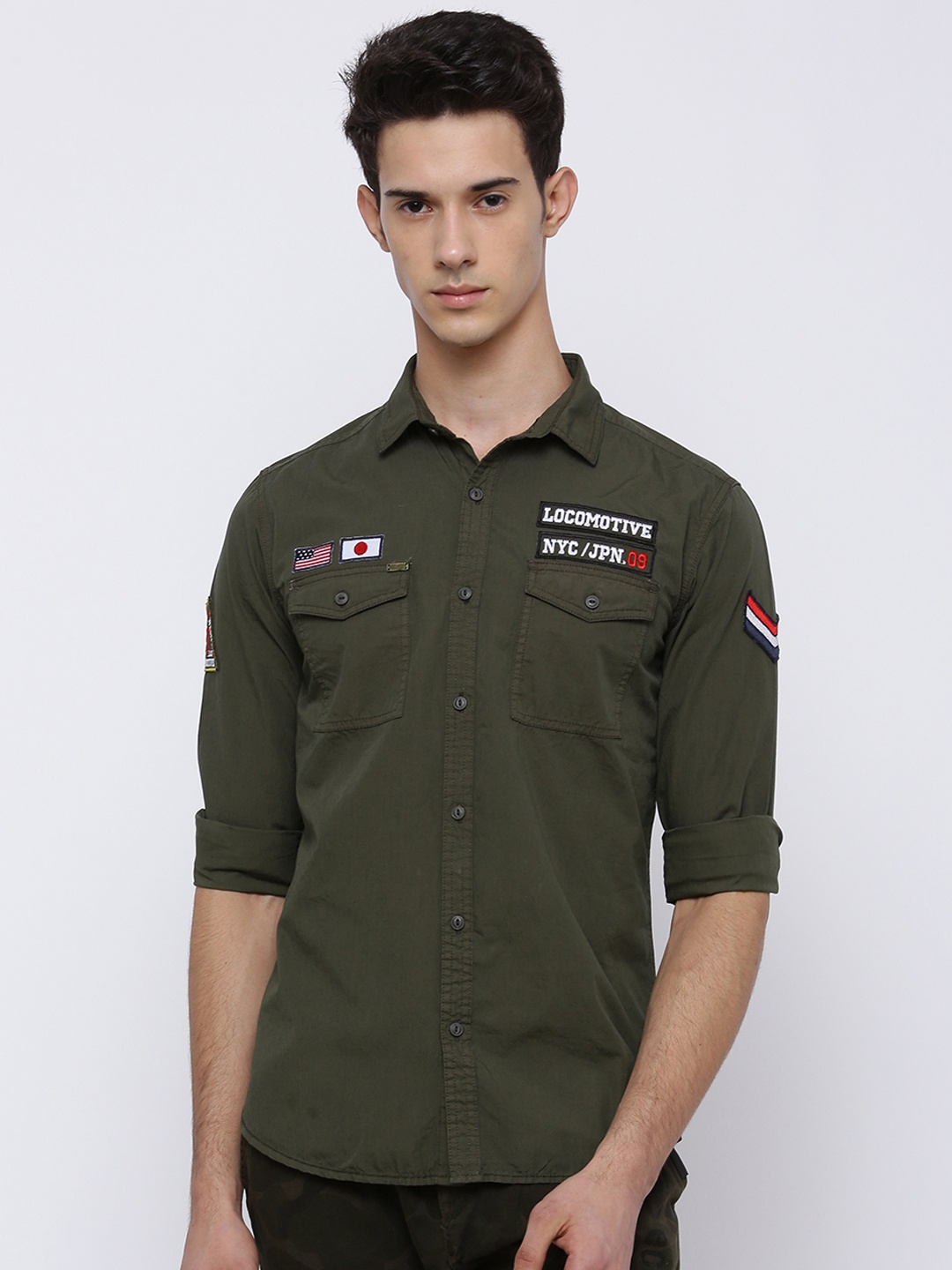 

LOCOMOTIVE Men Olive Green Slim Fit Solid Casual Shirt