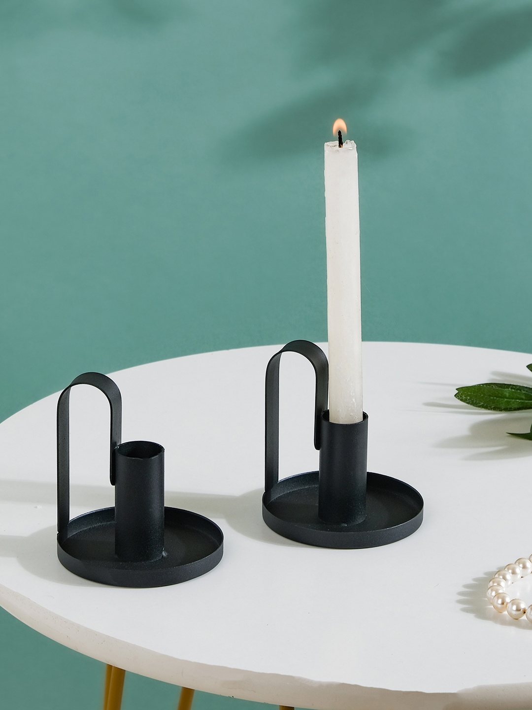 

Nestasia Set Of 2 Black Candle Holders