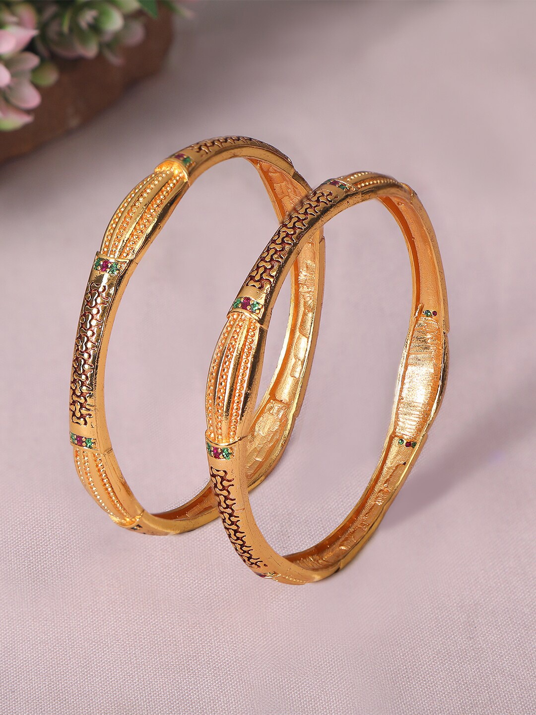 

AccessHer Set Of 2 Gold-Plated Stone-Studded Bangles