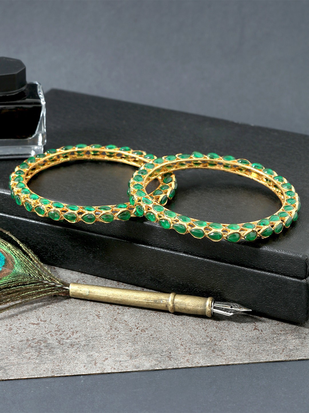 

AccessHer Set Of 2 Gold-Plated Stone-Studded Bangles, Green
