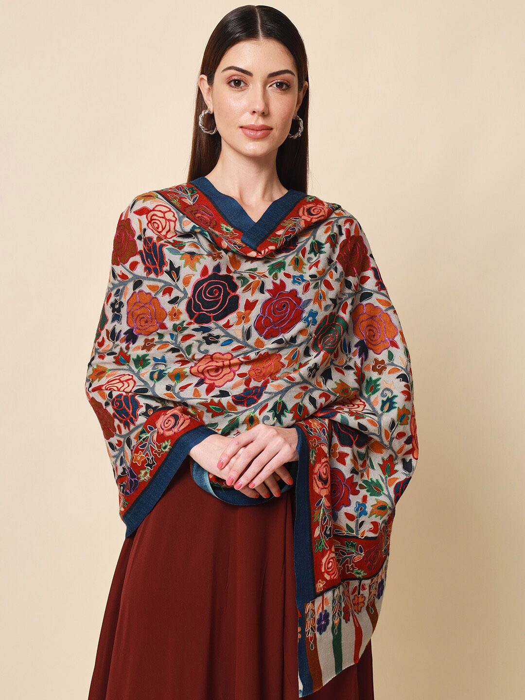 

Pashmoda Women Embroidered Pure Wool Shawl, White