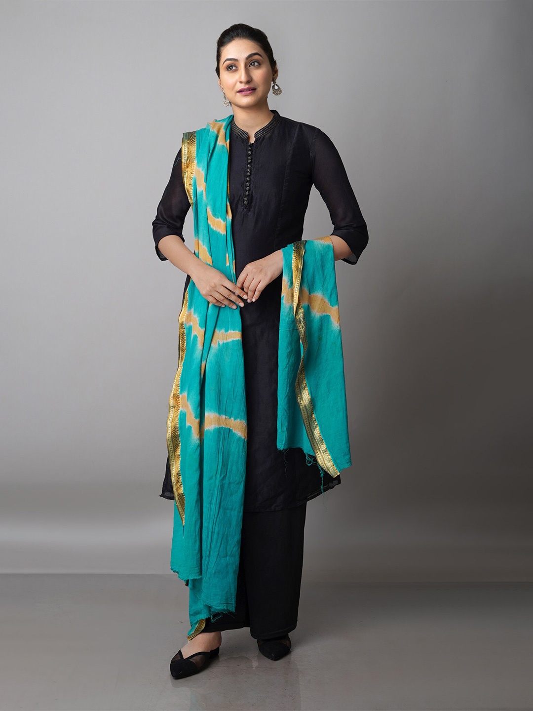

Unnati Silks Dyed Pure Cotton Shibori Dupatta, Green
