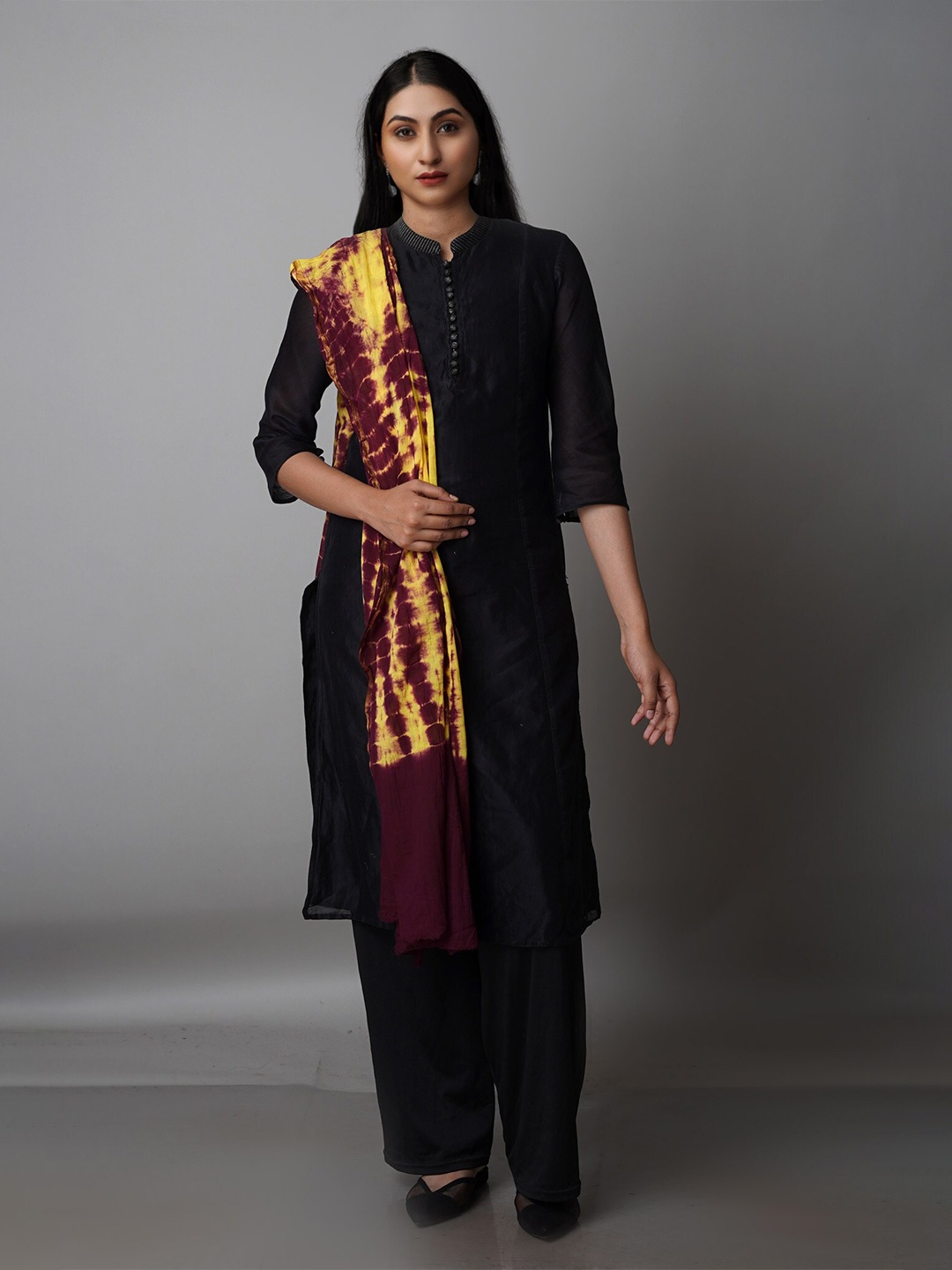 

Unnati Silks Dyed Pure Cotton Shibori Dupatta, Brown