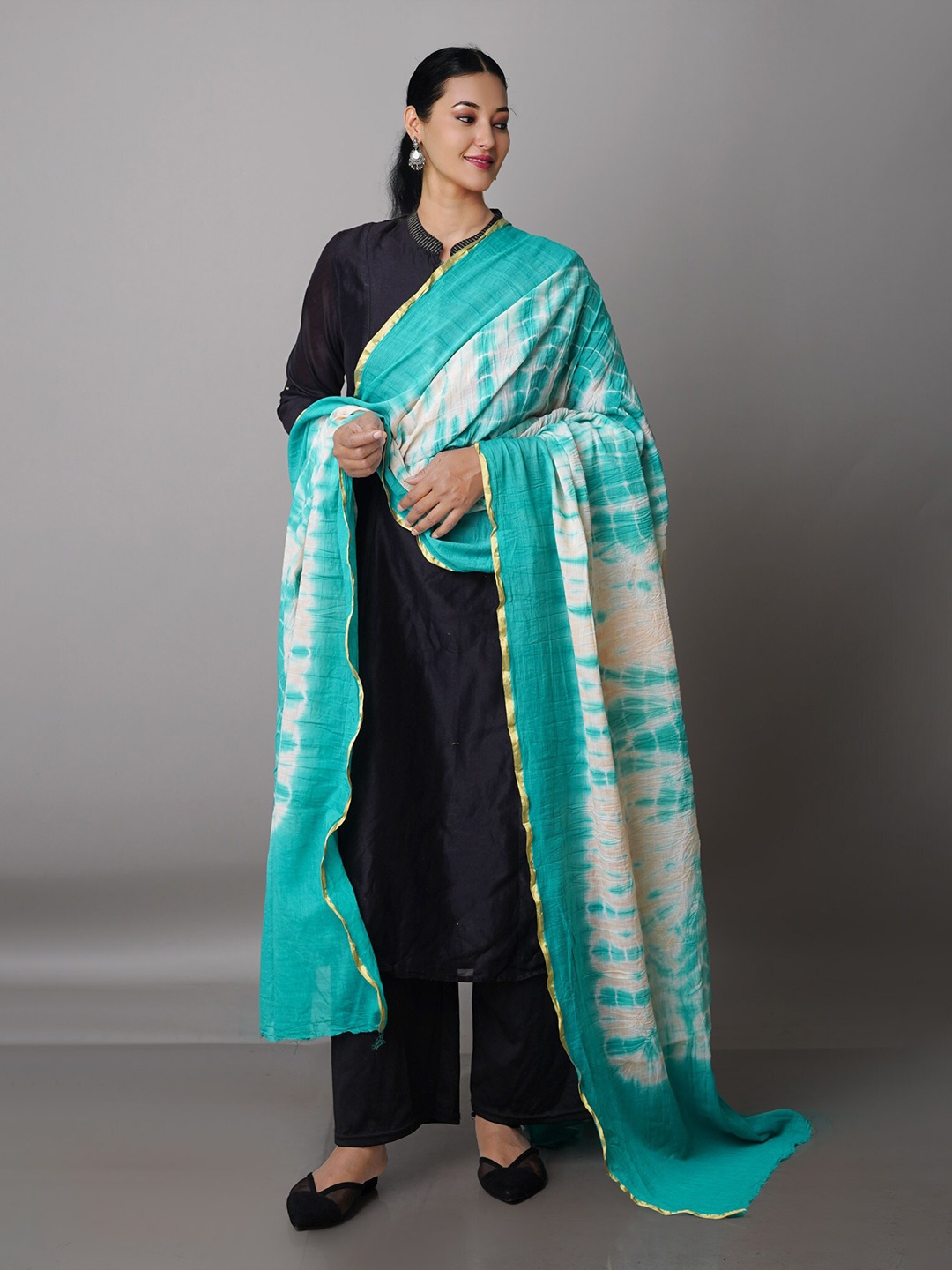 

Unnati Silks Dyed Pure Cotton Shibori Dupatta, Green