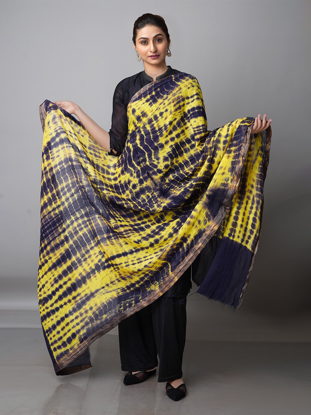 

Unnati Silks Dyed Pure Cotton Shibori Dupatta, Black
