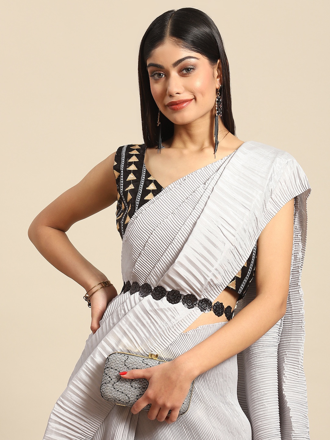 

Anouk Woman Pure Crepe Saree, Grey