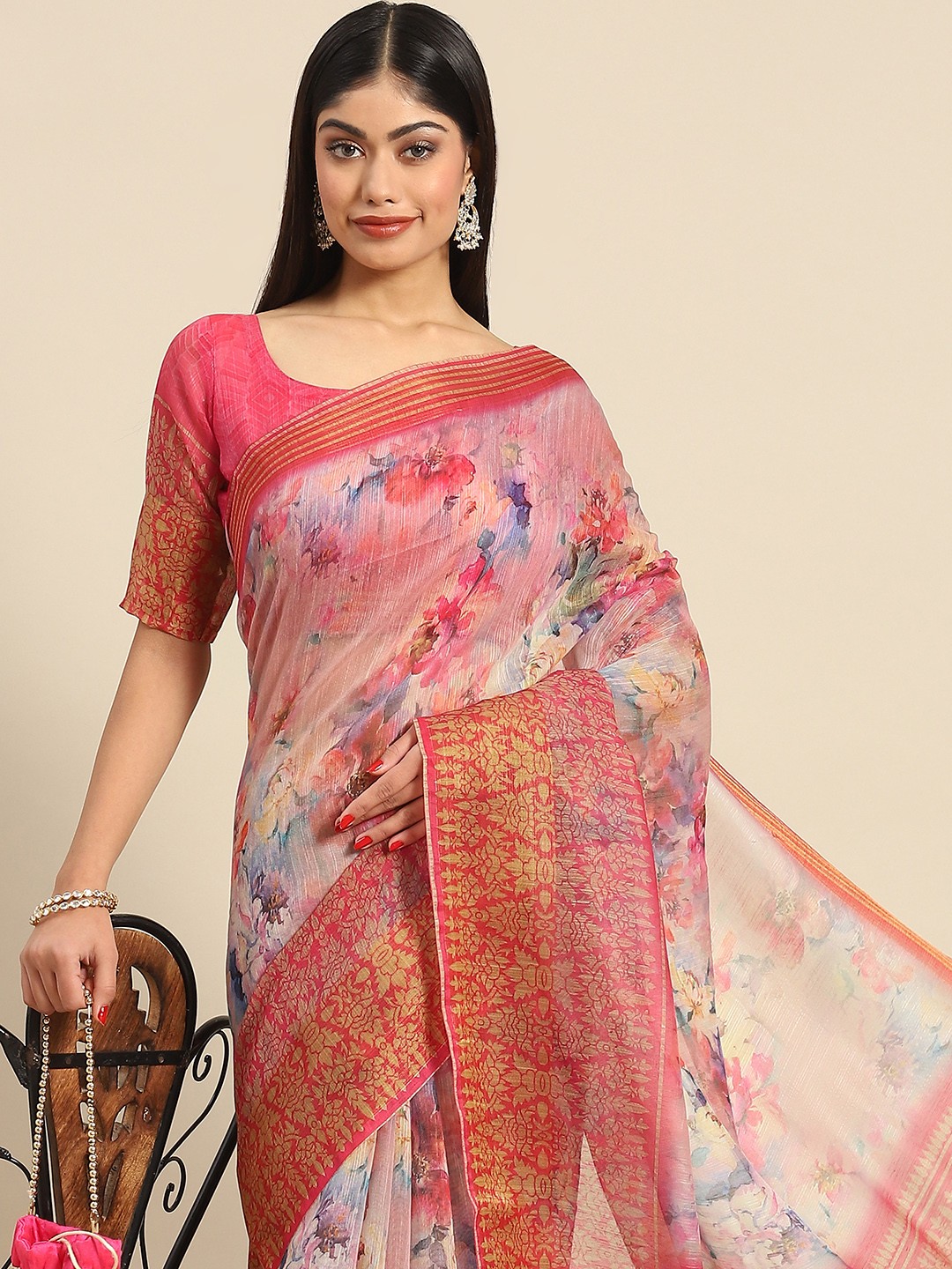 

Anouk Woman Floral Silk Blend Saree, Mauve
