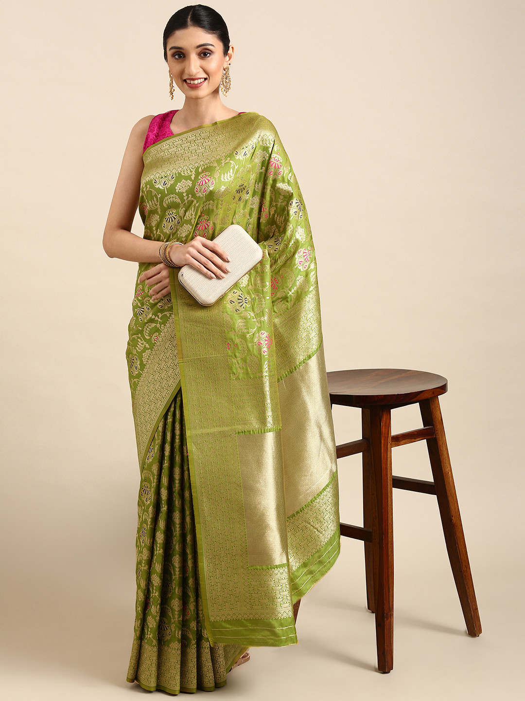 

Royal Rajgharana Saree Woven Design Zari Pure Silk Banarasi Sarees, Green