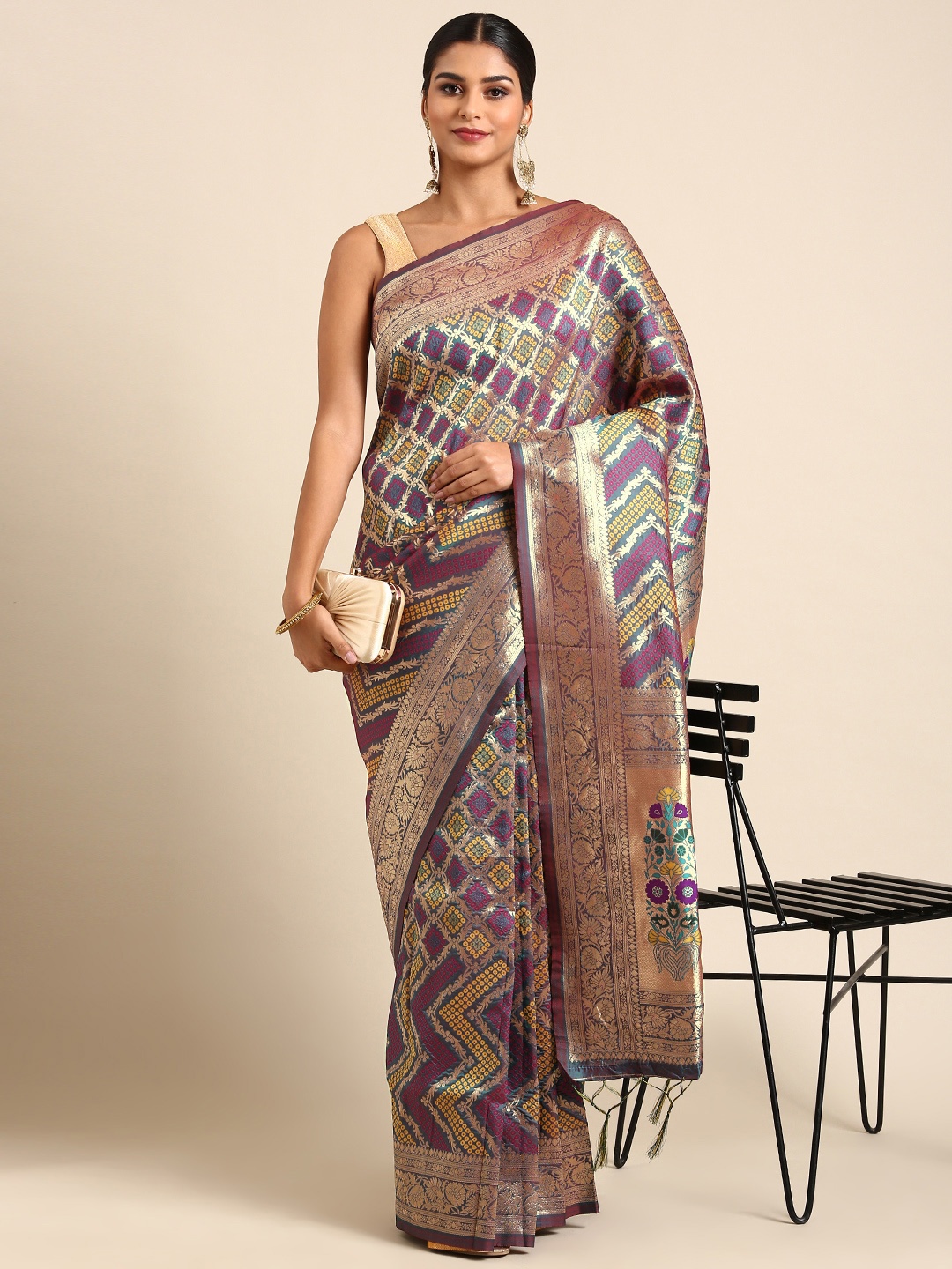 

Royal Rajgharana Saree Zari Pure Silk Bandhani Saree, Turquoise blue