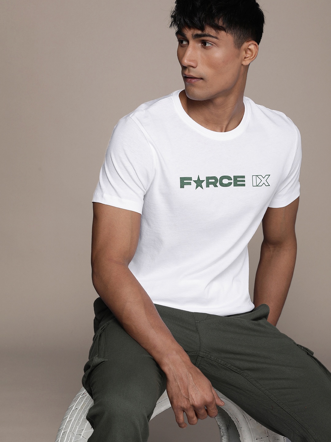 

FORCE IX Men Pure Cotton Brand Logo Printed T-shirt With Applique Detail, White
