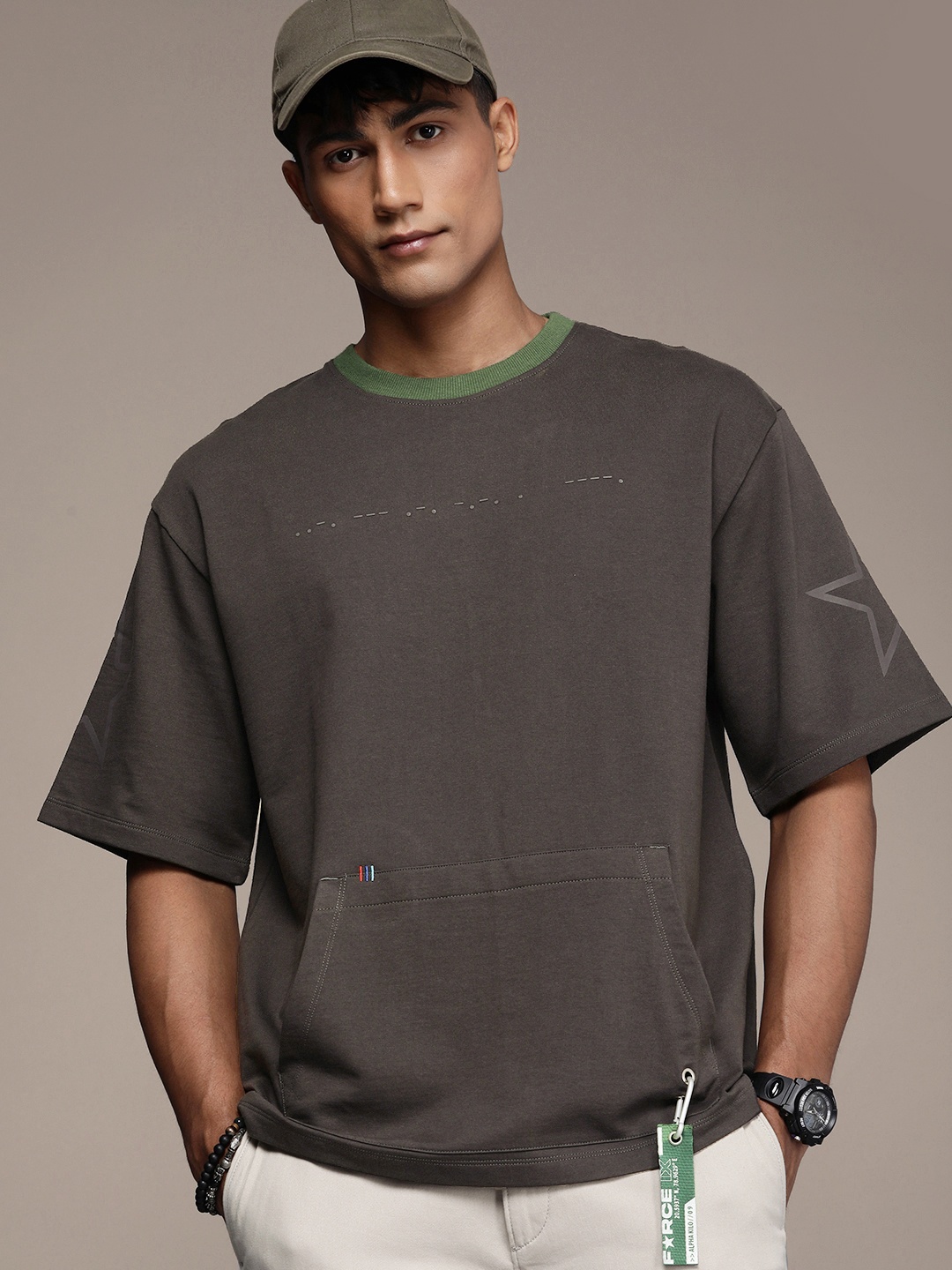 

FORCE IX Men Printed Oversized Drop-Shoulder Sleeves Pure Cotton Oversized T-shirt, Grey