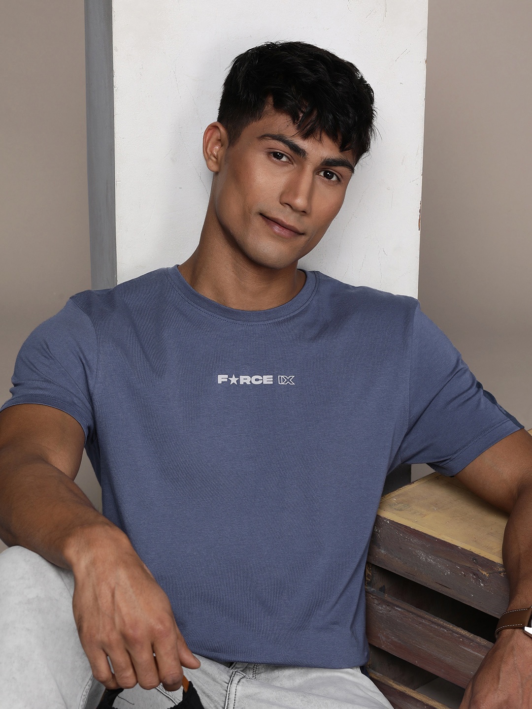 

FORCE IX Men Pure Cotton Brand Logo Printed Applique T-shirt, Blue