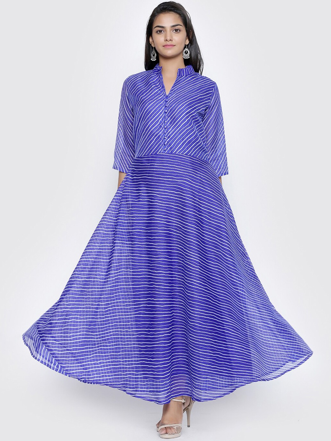 SOUNDARYA Striped Flared Sleeves Kurta, Blue