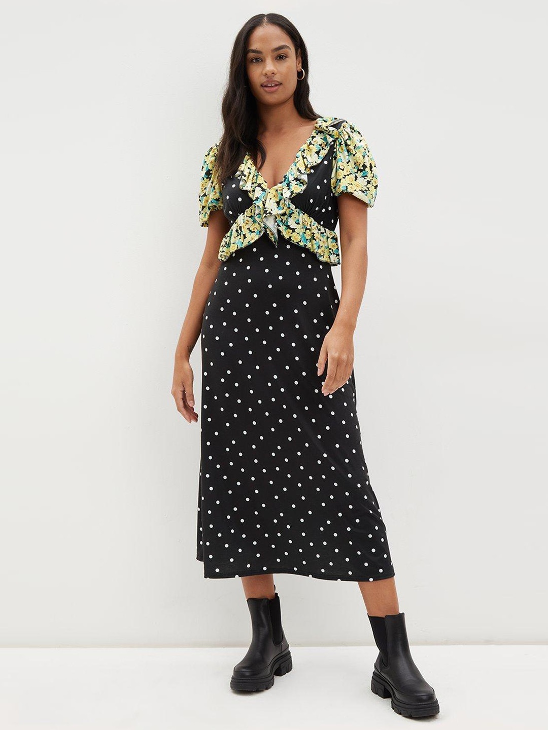 

DOROTHY PERKINS Polka Dot Floral Detail Styled Back A-Line Midi Dress, Black