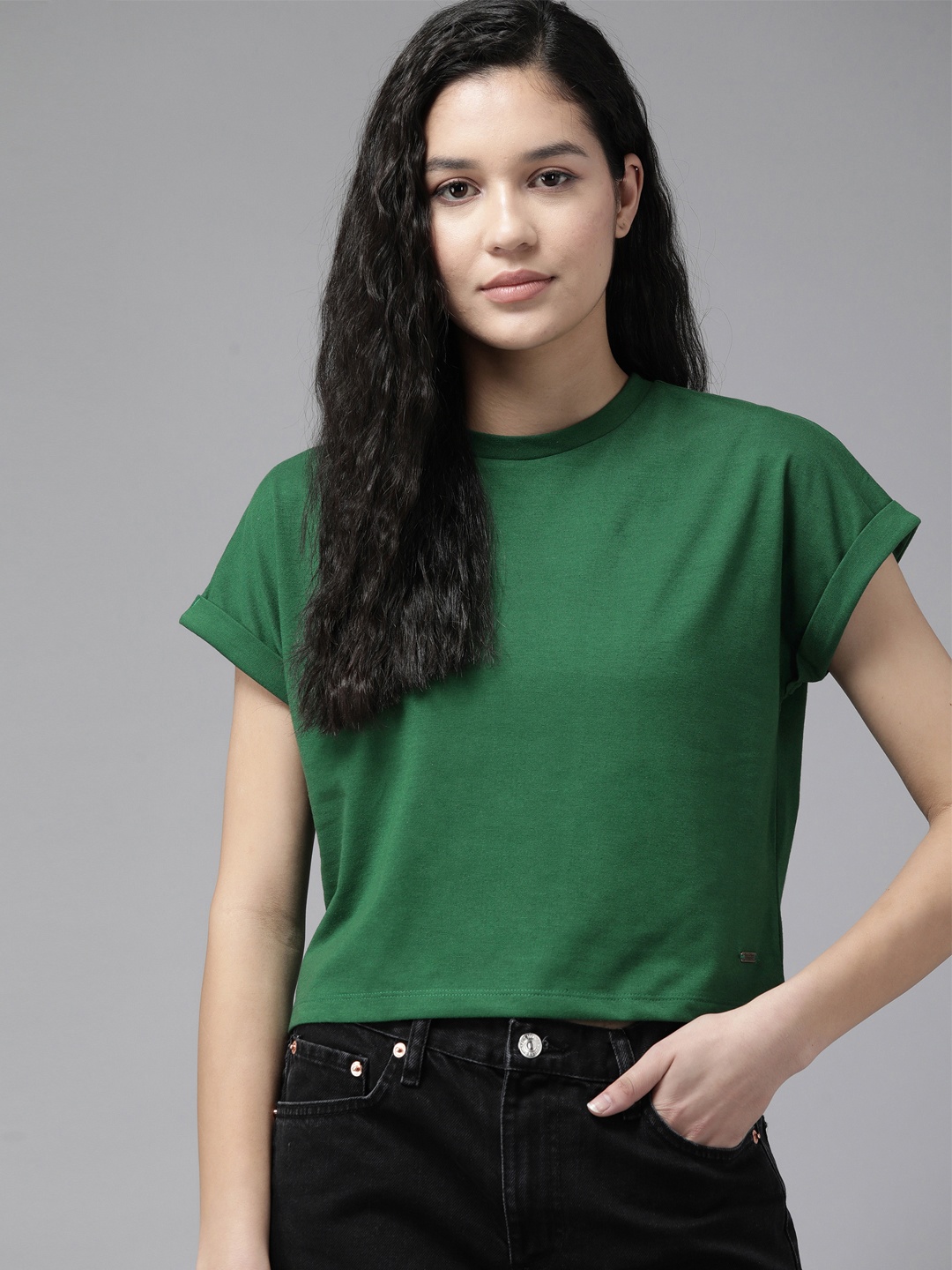 

Roadster Women Solid Oversized Crop T-shirt, Green
