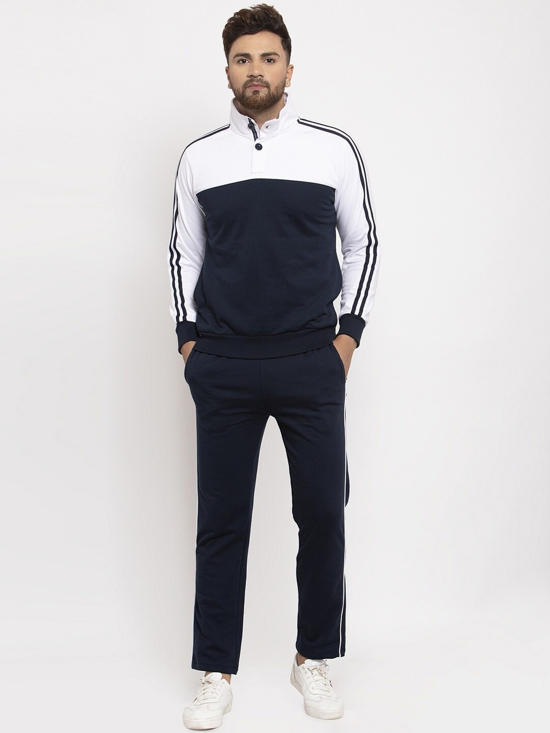 WILD WEST Men Colourblocked Winter Tracksuit, Navy blue