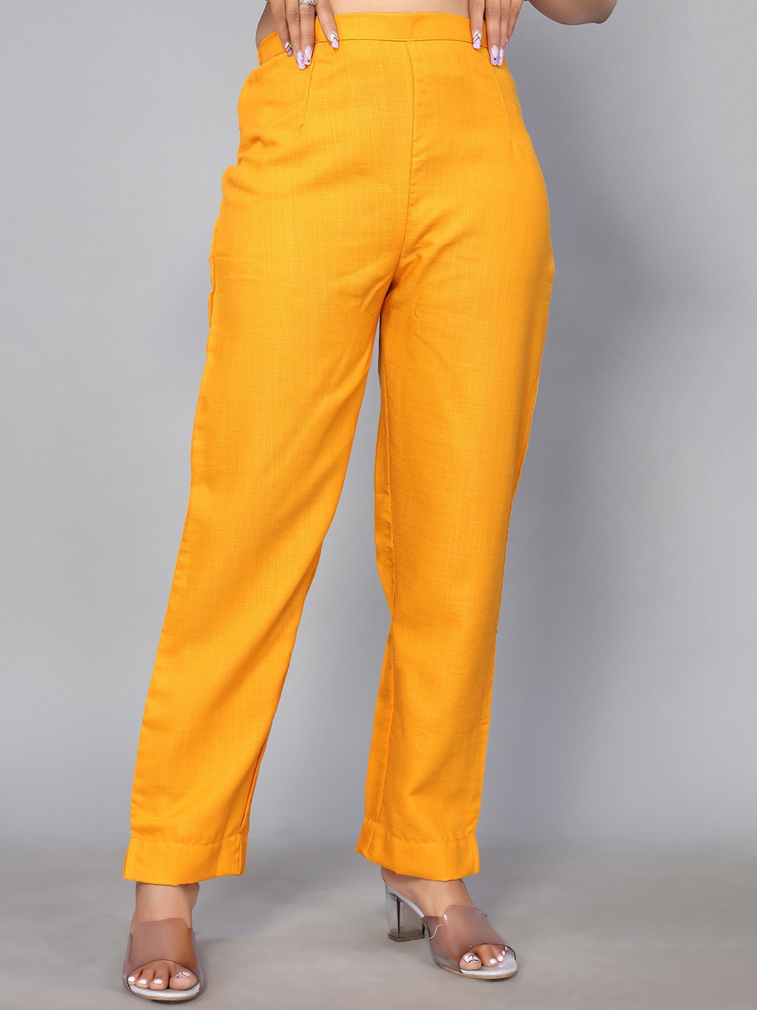 

KALINI Women Mid-Rise Regular Trousers, Orange
