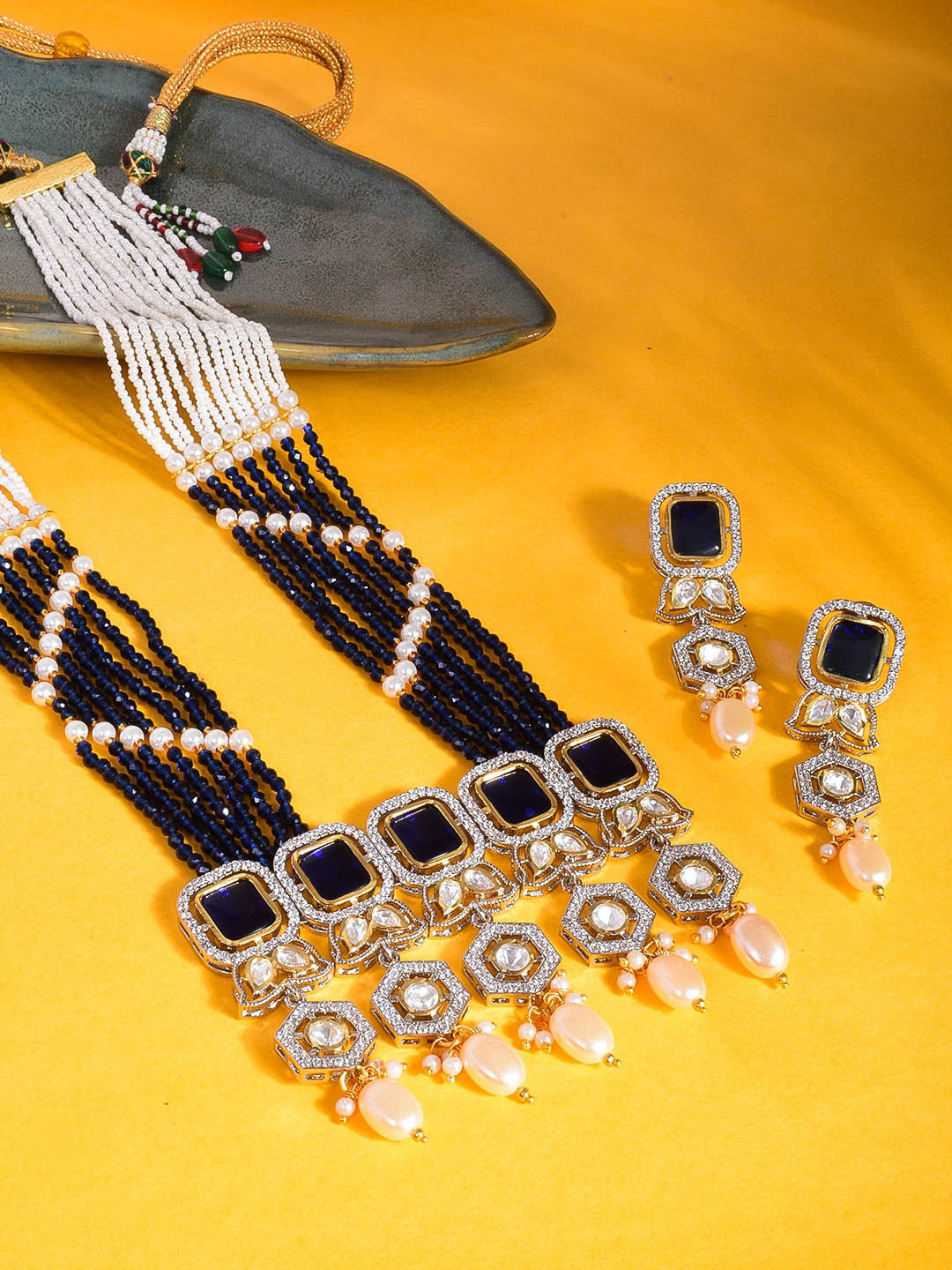 

STEORRA JEWELS Gold-Plated Stone Studded & Beaded Jewellery Set