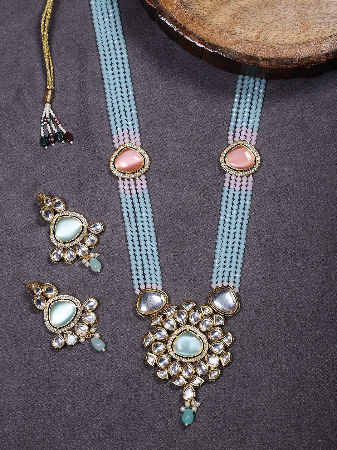 

STEORRA JEWELS Gold-Plated Kundan Studded & Beaded Jewellery Set