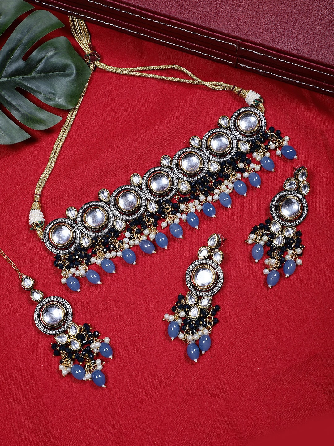 

STEORRA JEWELS Gold-Plated Stone Studded & Beaded Jewellery Set