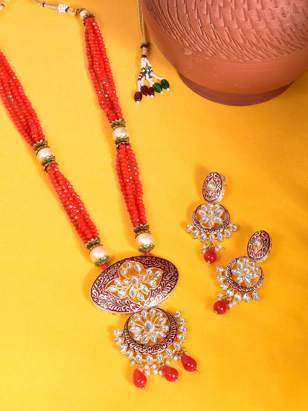 

STEORRA JEWELS Gold-Plated Kundan-Studded Jewellery Set