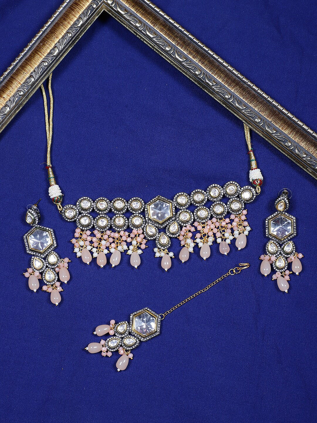 

STEORRA JEWELS Gold-Plated Kundan Stone-Studded & Beaded Jewellery Set