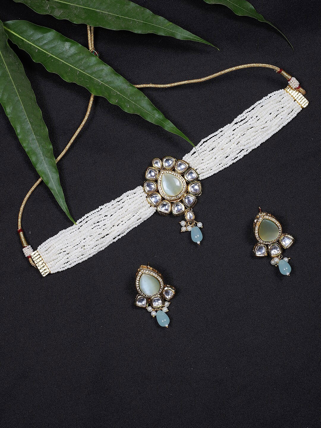 

STEORRA JEWELS Gold-Plated Stone Studded & Beaded Jewellery Set