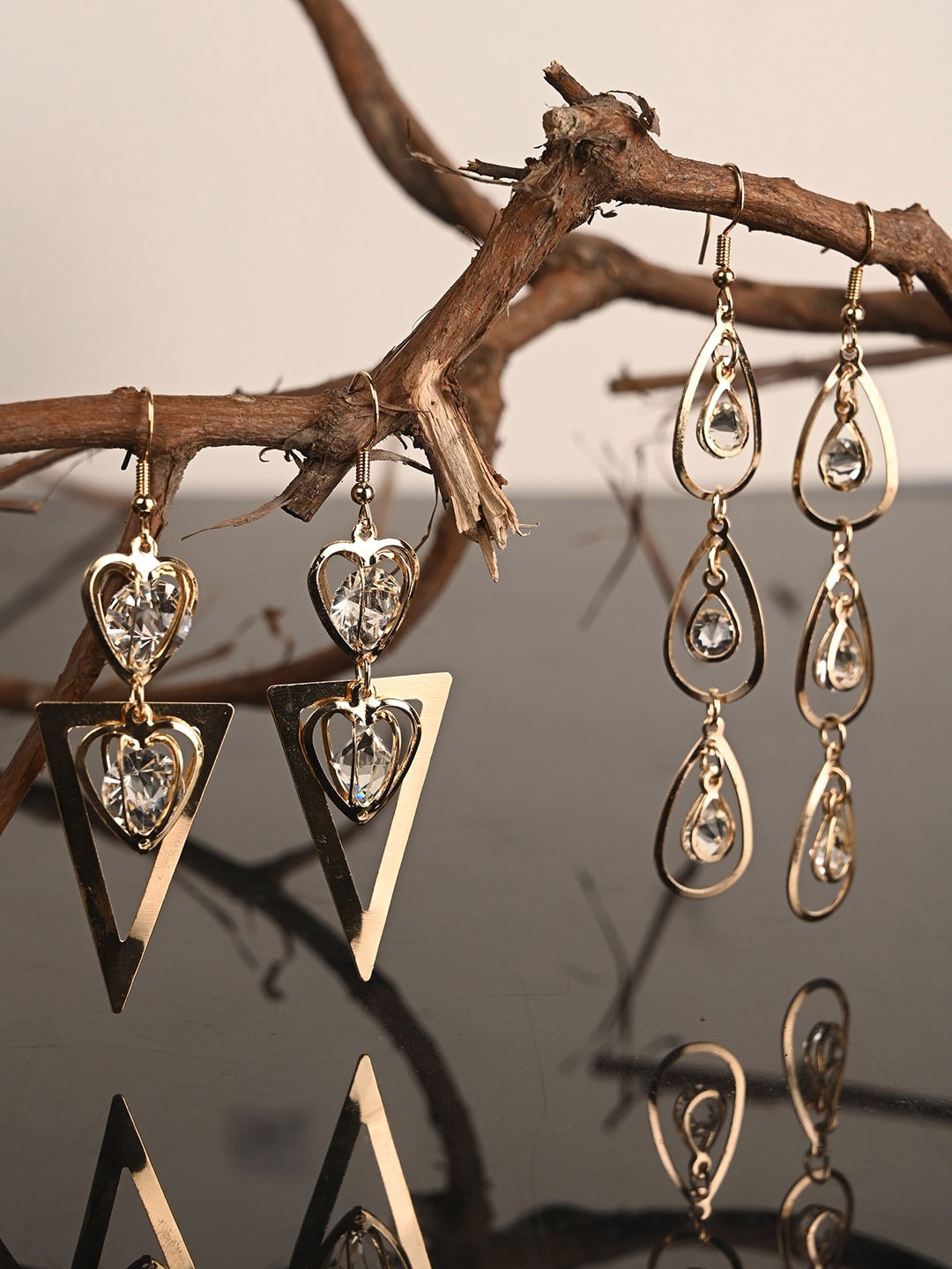 

BuckleUp Set of 2 Gold-Plated Contemporary Drop Earrings