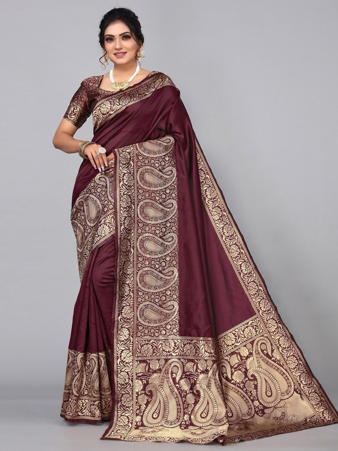 

Mitera Ethnic Motifs Zari Kanjeevaram Saree, Brown