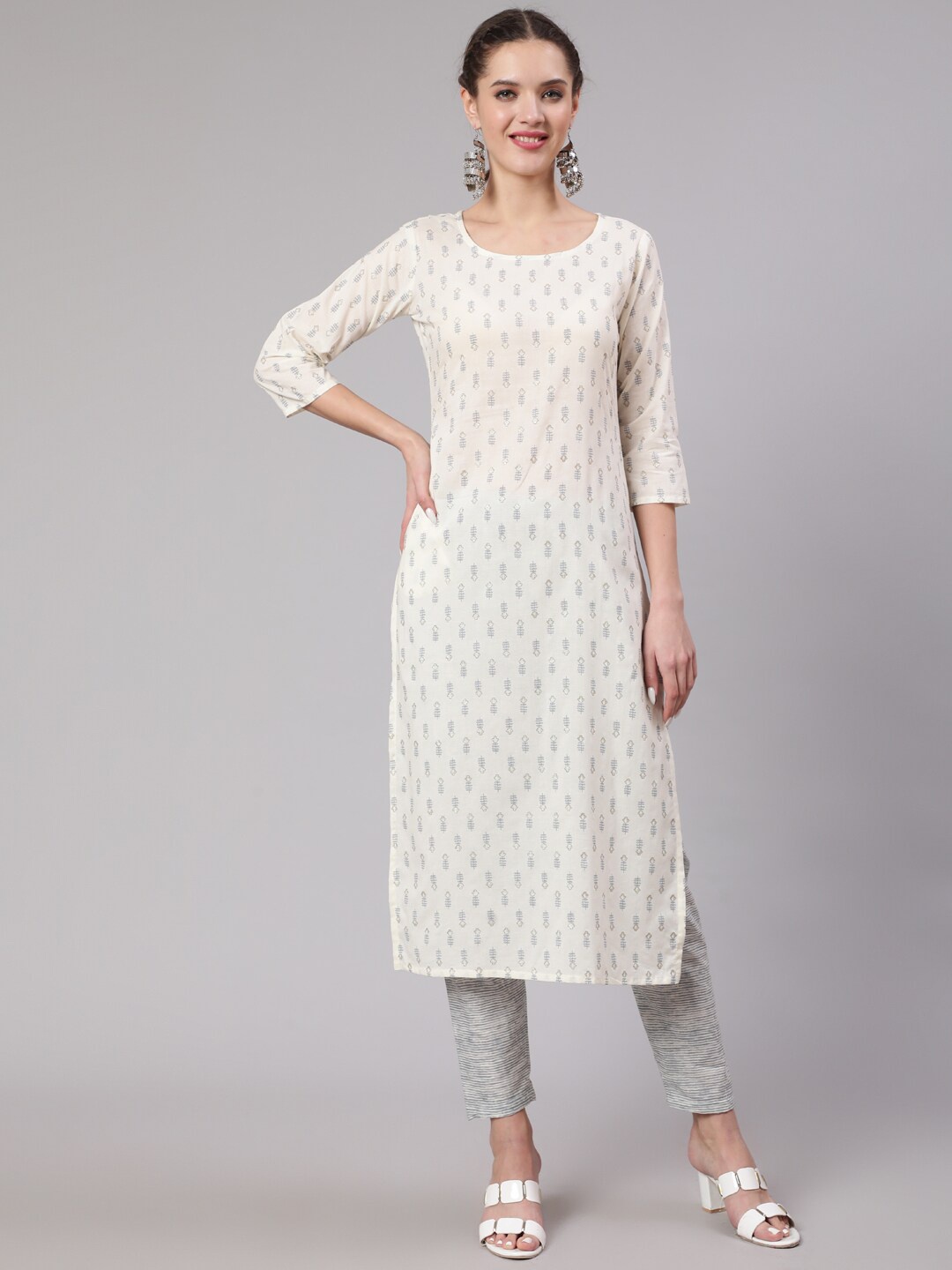 

Nayo Women Floral Printed Pure Cotton Kurta With Trousers, Off white