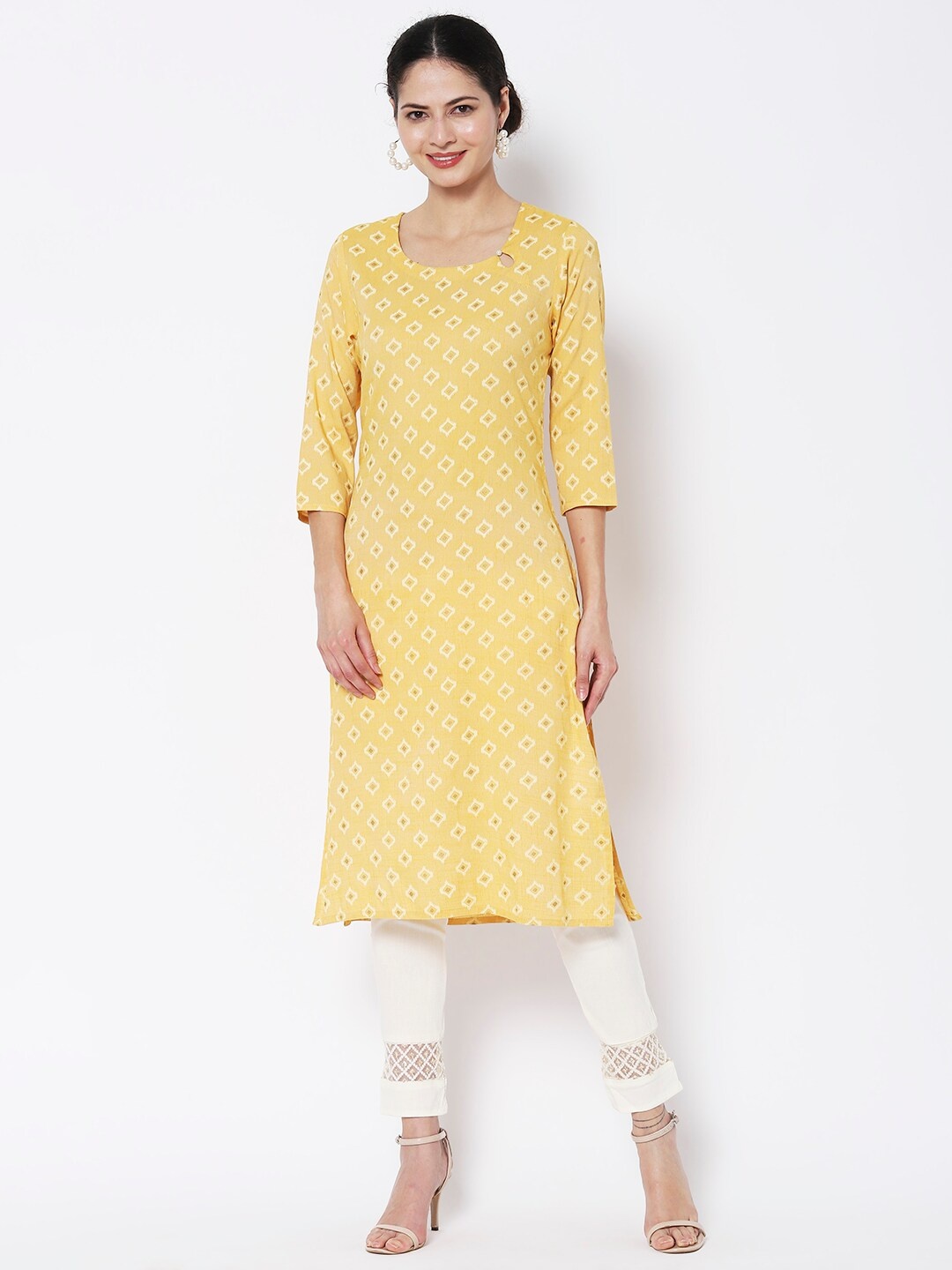 

Vedic Women Cotton Geometric Printed Kurta, Yellow