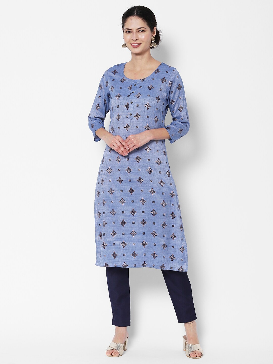 

Vedic Women Cotton Geometric Printed Kurta, Blue