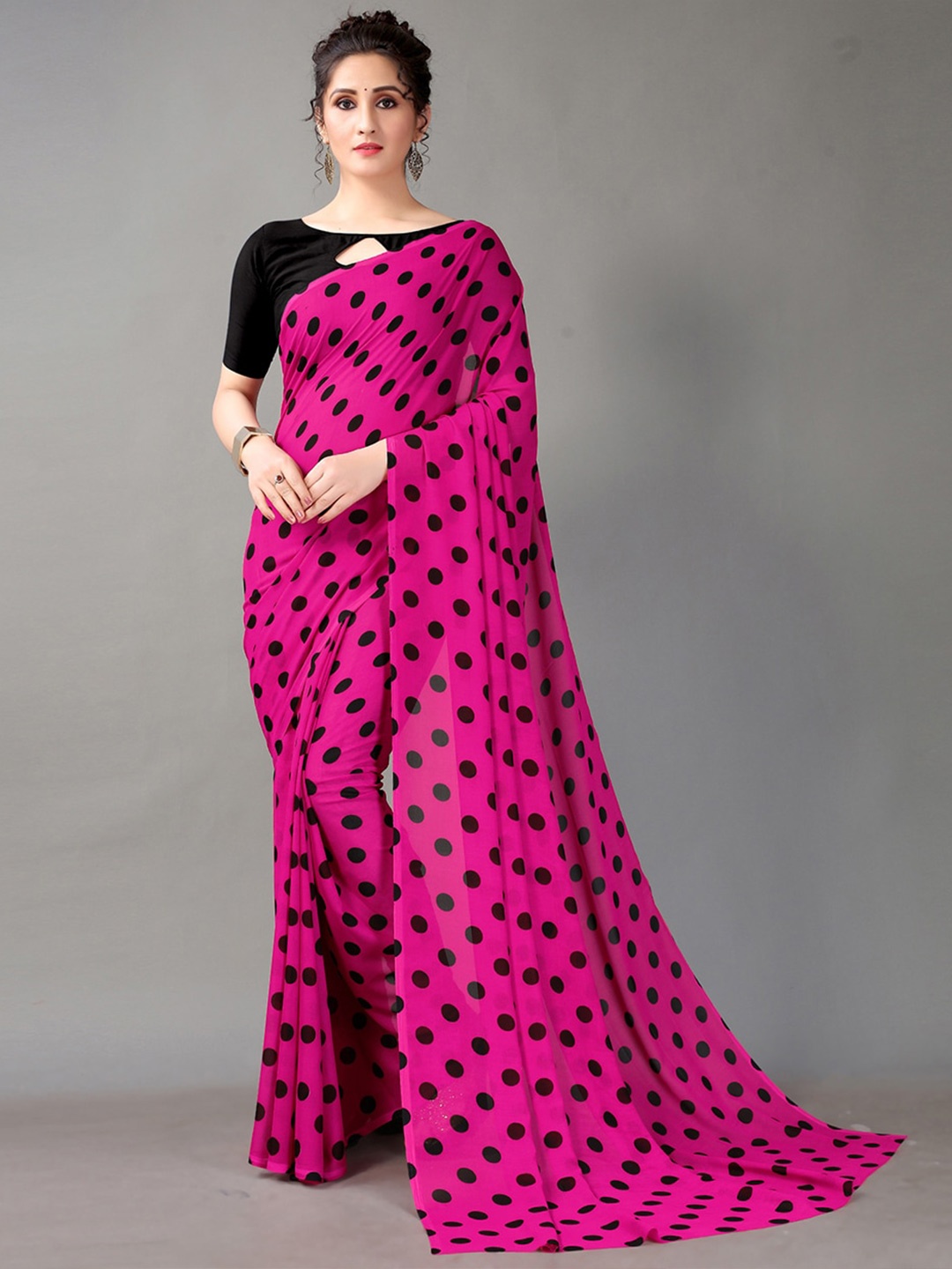 

HRITIKA Pink & Black Saree