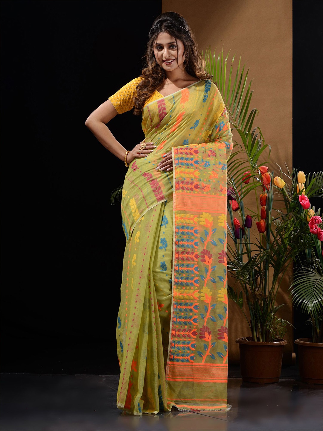 

Charukriti Woven Design Zari Silk Cotton Jamdani Saree, Green