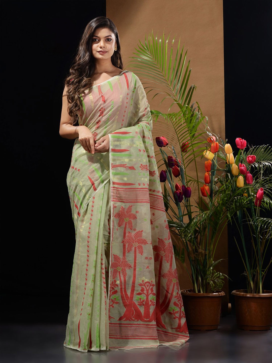 

Charukriti Woven Design Silk Cotton Jamdani Saree, Green