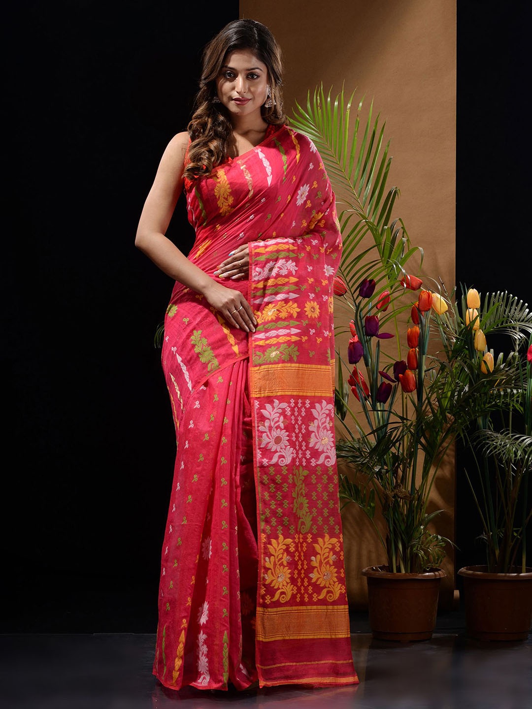 

Charukriti Floral Zari Silk Cotton Jamdani Saree, Pink