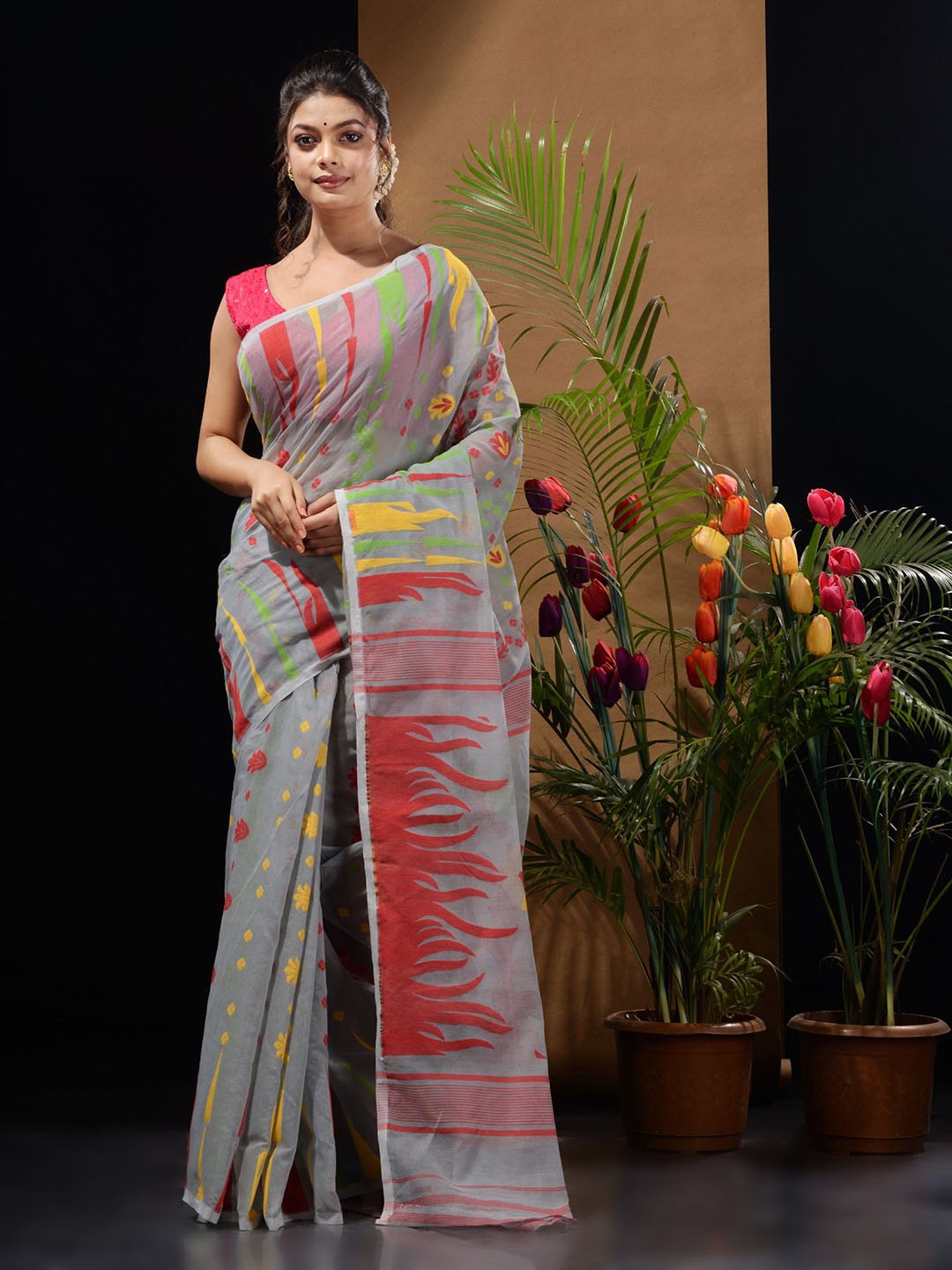 

Charukriti Woven Design Silk Cotton Jamdani Saree, Grey