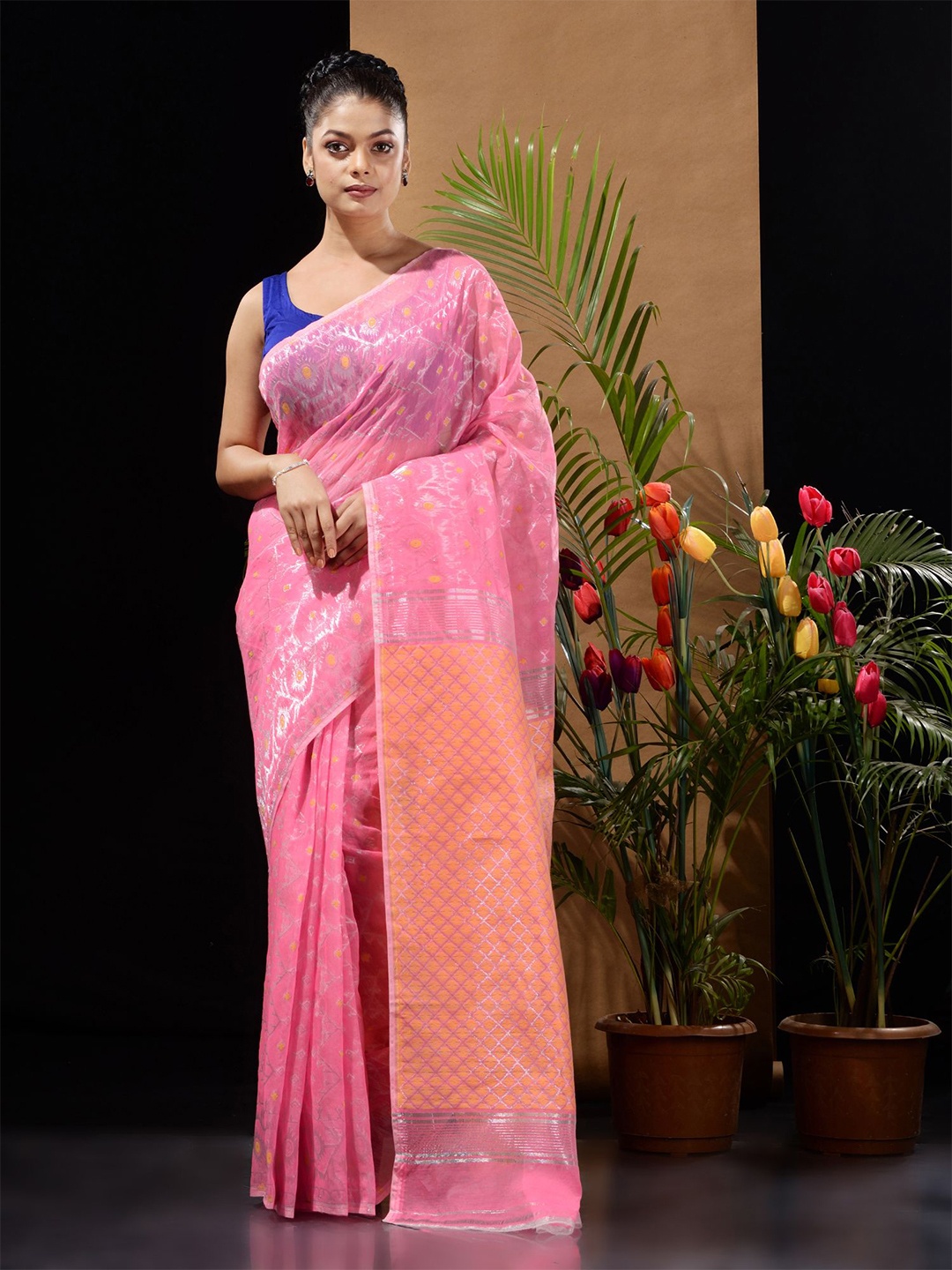 

Charukriti Zari Silk Cotton Jamdani Saree, Pink