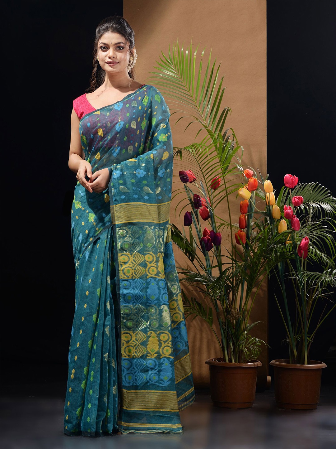 

Charukriti Woven Design Silk Cotton Jamdani Saree, Teal